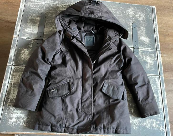 Zwarte gewatteerde Airforce jas 8 jaar izgs!, Kinderen en Baby's, Kinderkleding | Maat 140, Zo goed als nieuw, Meisje, Jas, Ophalen of Verzenden