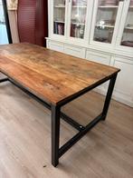 Houten Industriële eettafel, Ophalen