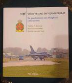 Boek geschiedenis vliegbasis Leeuwarden luchtmacht, Verzamelen, Militaria | Algemeen, Ophalen of Verzenden, Luchtmacht, Nederland