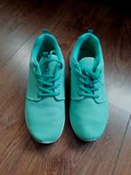Dames/Meisjes sportschoenen Osaga, groen, maat 38, Sportschoenen, Ophalen of Verzenden, Zo goed als nieuw, Osaga