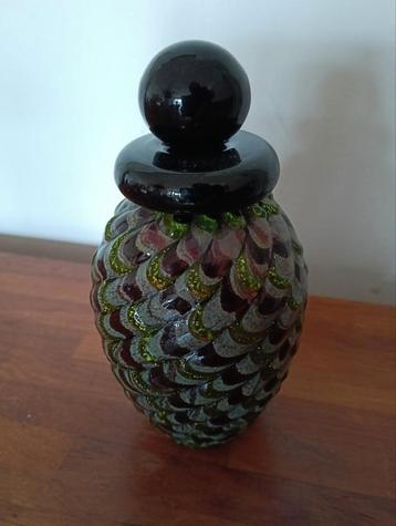 Antiek Parfumflesje/Zalfpotje Geschulpt Glas beschikbaar voor biedingen