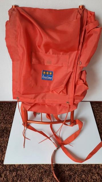 Vintage lichtgewicht rugzak met buizen. beschikbaar voor biedingen