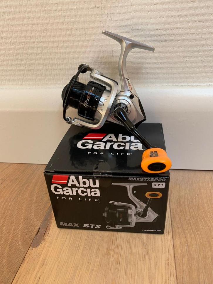 Nieuwe Abu Garcia Max STX 2000 molen, 6 lagers, Watersport en Boten, Hengelsport | Roofvissen, Nieuw, Molen, Ophalen of Verzenden