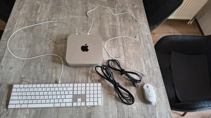 Apple Mac Mini M2 (2023, 256GB SSD) + accessoires, Computers en Software, Apple Desktops, Zo goed als nieuw, Mac Mini, SSD, 3 tot 4 Ghz