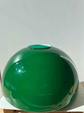 Vintage lampkap gedubbeld glas smaragdgroen (biljarttafel) beschikbaar voor biedingen