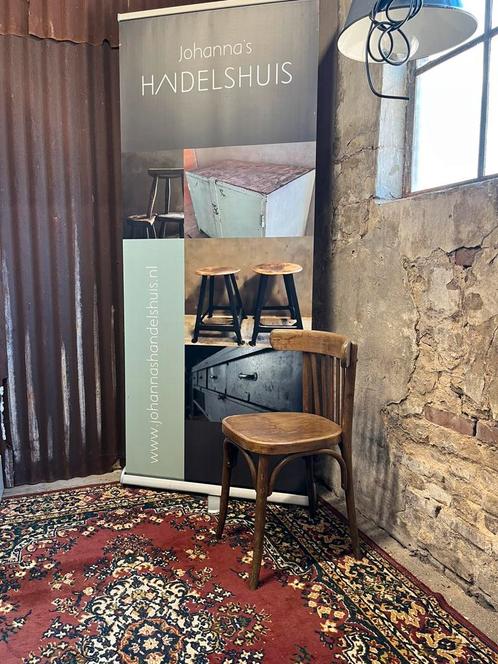 (3)Karaktervolle houten stoel , cafe stoel, bistro stoel., Antiek en Kunst, Curiosa en Brocante, Ophalen