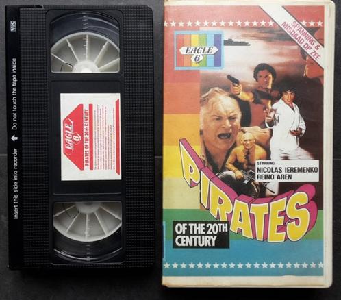 VHS - Pirates of the 20th Century - Actie Misdaad B-film, Cd's en Dvd's, VHS | Film, Zo goed als nieuw, Actie en Avontuur, Vanaf 16 jaar