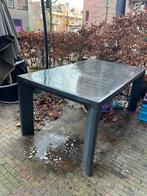 Tuintafel donkergrijs, Ophalen of Verzenden, Zo goed als nieuw, Rechthoekig, Kunststof