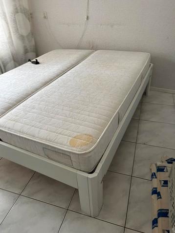 Elektrisch verstelbaar 2 persoons bed inclusief matras 