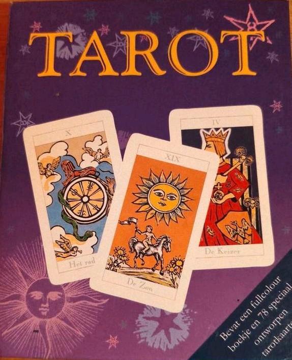 Tarot Boek & Spel, nooit gebruikt., Boeken, Esoterie en Spiritualiteit, Zo goed als nieuw, Instructieboek, Tarot of Kaarten leggen
