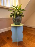 &Klevering Wobbly bijzettafel, Huis en Inrichting, Tafels | Bijzettafels, Minder dan 55 cm, Gebruikt, Metaal of Aluminium, Rond