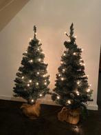 Set van 2 kleine kunst kerstbomen met verlichting, Diversen, Kerst, Ophalen