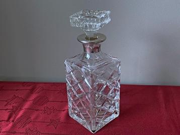Zware Ruit Kristallen Whiskey Karaf met Zilveren Hals beschikbaar voor biedingen