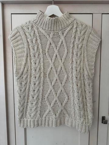 Beige spencer Typical Jill maat S beschikbaar voor biedingen