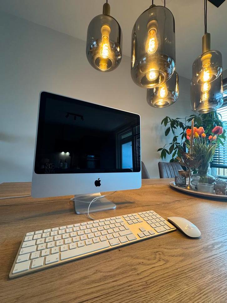 iMac 20-inch (2009) - Defecte HDD - Incl. Toetsenbord & Muis, Computers en Software, Apple Desktops, Niet werkend, iMac, HDD, 2 tot 3 Ghz