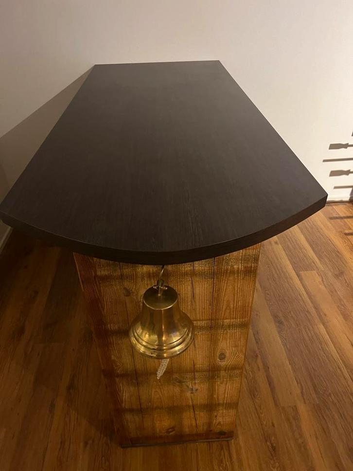 Handgemaakte Rustieke Bar met Bel, Huis en Inrichting, Barren, Zo goed als nieuw, Ophalen of Verzenden