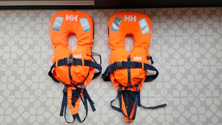 Helly hansen 5 tot 15kg., Watersport en Boten, Watersportkleding, Zo goed als nieuw, Reddingsvest of Zwemvest, Kind, Ophalen of Verzenden