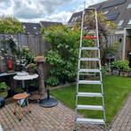 Altrex trap met 8 treden,in zeer goede staat, Doe-het-zelf en Verbouw, Ladders en Trappen, Zo goed als nieuw, Minder dan 2 meter