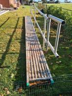 Layher loopbrug 7 meter – aluminium met leuning aan 1 zijde, Tuin en Terras, Ophalen, Gebruikt, Aluminium, Spijlenhekwerk