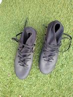 Voetbalschoenen, Sport en Fitness, Voetbal, Ophalen, Gebruikt, Maat XS of kleiner, Schoenen