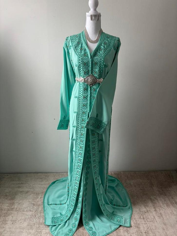 Takchita te HUUR, Kleding | Dames, Gelegenheidskleding, Zo goed als nieuw, Overige typen, Maat 46/48 (XL) of groter, Ophalen