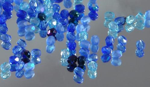 Vintage facet geslepen glaskralen zeeblauw mix  / 1033, Hobby en Vrije tijd, Kralen en Sieraden maken, Nieuw, Kraal, Ophalen of Verzenden