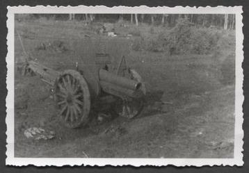 WOII foto: Veroverde Russische artillerie  beschikbaar voor biedingen