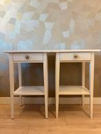 Twee IKEA Hemnes Nachtkastjes - Verschillende tinten wit, Huis en Inrichting, Slaapkamer | Nachtkastjes, Gebruikt, Minder dan 45 cm