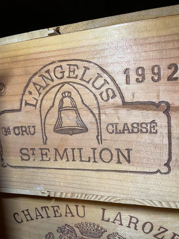 Zeldzame Château Angélus 1992 Saint-Émilion Grand Cru Classé, Verzamelen, Wijnen, Zo goed als nieuw, Rode wijn, Frankrijk, Vol