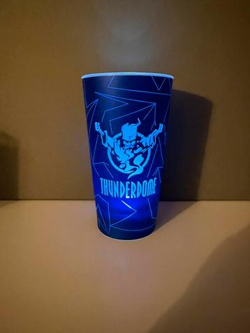 Thunderdome 2019 lichtgevende cup collectors item beschikbaar voor biedingen