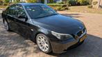 BMW E60 530i AUT 2006 Zwart met LPG G3 en trekhaak, Auto's, BMW, Automaat, Achterwielaandrijving, Beige, Bluetooth