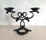 Kropa Slovenië 2 armig smeedijzeren kandelaar. J.Bertonclja., Antiek en Kunst, Ophalen of Verzenden, Overige materialen