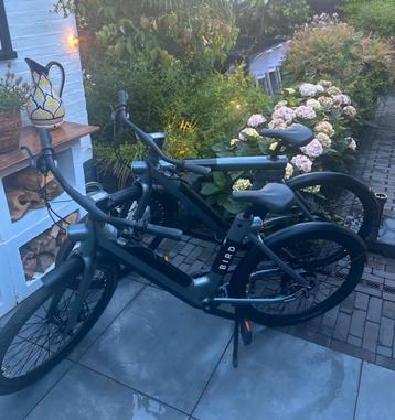 Een super mooie set elektrische Bird Bikes! beschikbaar voor biedingen