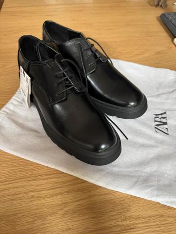 ZARA Black Derby Shoes / Size 40 / Brand New beschikbaar voor biedingen
