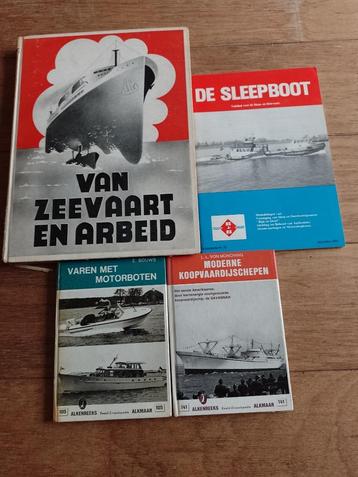 11 boeken+ ongebruikte agenda over scheepvaart  beschikbaar voor biedingen