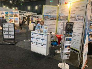 Folder caroussel voor 15  A-4 foudraals beschikbaar voor biedingen