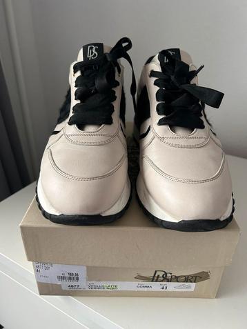 DL Sport Offwhite aparte sneakers beschikbaar voor biedingen