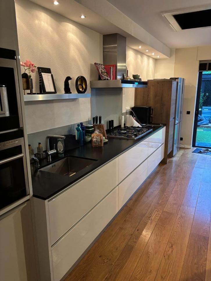 Moderne Witte Hoogglans Keuken – Compleet &Luxe GEDEMONTEERD, Huis en Inrichting, Keuken | Complete keukens, Zo goed als nieuw