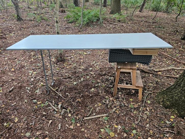 tafel met ijzeren onderstel, uit schaftkeet, 60 x 180, Huis en Inrichting, Tafelonderdelen, Gebruikt, 150 tot 200 cm, 50 tot 100 cm