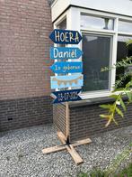 Geboortebord van hout, Ophalen, Gebruikt, Geboortebord