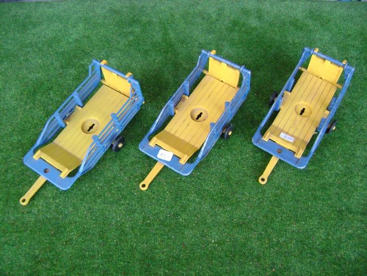 Kleine pakjes slee van Britains nr. 9557, Hobby en Vrije tijd, Modelauto's | 1:32, Zo goed als nieuw, Tractor of Landbouw, Britains