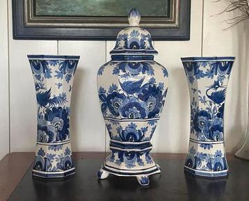 Antiek Delfsblauw Kaststel met Decor beschikbaar voor biedingen