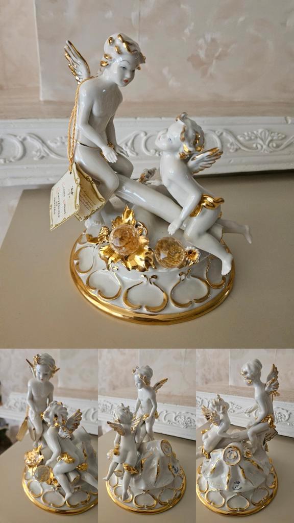 schitterend beeldje capodimonte+swarovski engeltjes+kaartje, Verzamelen, Swarovski, Zo goed als nieuw, Figuurtje, Ophalen of Verzenden