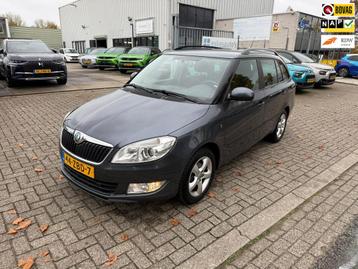 Skoda Fabia Combi 1.2 TSI Tour, NAP, APK 12-26 nette auto beschikbaar voor biedingen