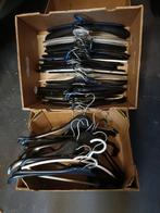 Gratis Kledinghangers - Diverse, Kleding | Dames, Kledinghangers, Ophalen, Gebruikt, Kunststof, Volwassenen