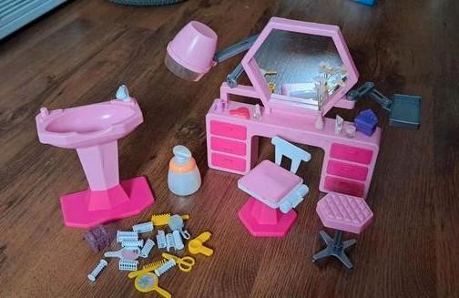 Vintage Barbie Kappersset, Kinderen en Baby's, Speelgoed | Poppen, Gebruikt, Barbie, Ophalen of Verzenden