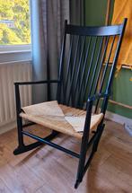 Vintage design schommelstoel Hans Wegner, Huis en Inrichting, Stoelen, Ophalen, Riet of Rotan, Zwart, Eén