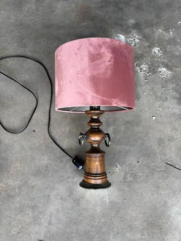 Tafellamp roze oud beschikbaar voor biedingen