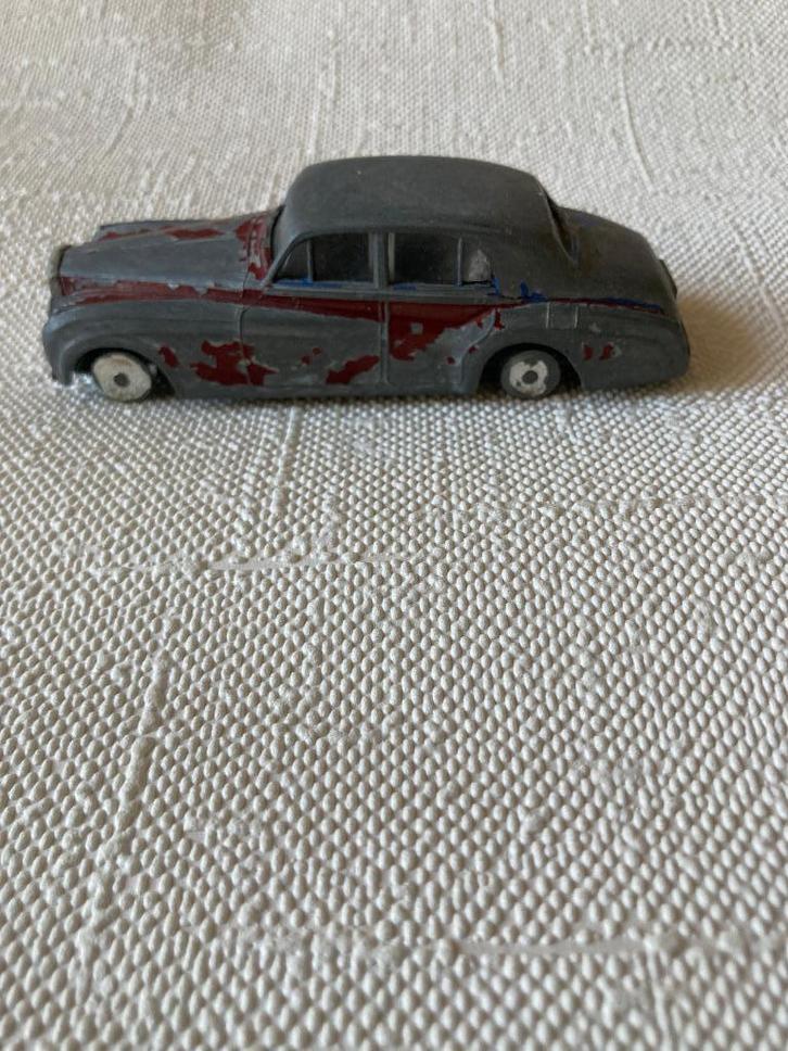 Rolls Royce silver cloud II VB Engine seale 1/10, Hobby en Vrije tijd, Modelauto's | Overige schalen, Gebruikt, Auto, Ophalen of Verzenden