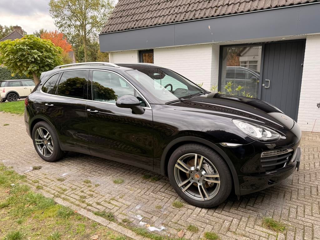 Porsche Cayenne 4.8 V8 2010 youngtimer, Auto's, Porsche, Particulier, Cayenne, 4x4, ABS, Adaptieve lichten, Airbags, Airconditioning
